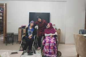 Bursa Milletvekili G&ouml;zge&ccedil;, engelli ailenin iftar konuğu oldu