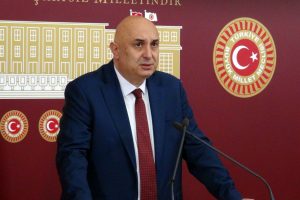 CHP'li &Ouml;zko&ccedil;: Mahmut Tanal ile ilişkilendirilmeye &ccedil;alışılıyor
