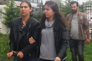&Uuml;vey babasını &ouml;ld&uuml;ren Şerife'nin kız kardeşi: Beni de taciz etti...