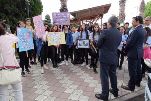 &Ouml;ğrencilerden &ccedil;erve temizliği kampanyası