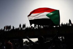 Sudan'da asker ve muhalefet arasındaki m&uuml;zakereler askıya alındı
