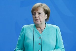 Almanya Başbakanı Merkel: Avrupa kendini yeniden konumlandırmalı