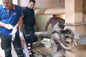 Isparta'da fabrika işçisi kolunu makineye kaptırdı