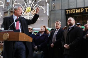 New York Belediye Başkanı Trump'a karşı adaylığını a&ccedil;ıkladı