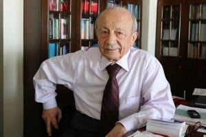 İmamoğlu'nu destekleme önerisi reddedilen Sami Türk, DSP'den istifa etti