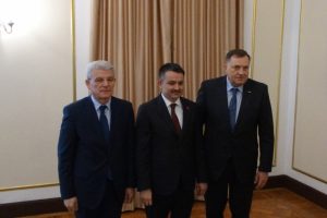 Pakdemirli, Bosna-Hersek Devlet Başkanlığı Konseyi üyeleri ile görüştü
