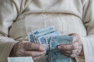 "Bayram ikramiyesine enflasyon oranı kadar zam yapılmalı"