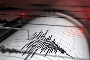 Papua Yeni Gine'de 6 b&uuml;y&uuml;kl&uuml;ğ&uuml;nde deprem