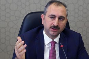 Bakan G&uuml;l'den '19 Mayıs' mesajı