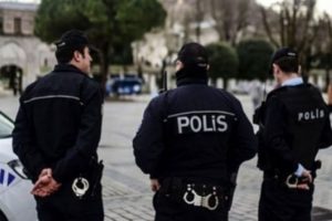 Van'da her t&uuml;rl&uuml; g&ouml;steri ve y&uuml;r&uuml;y&uuml;ş yasaklandı
