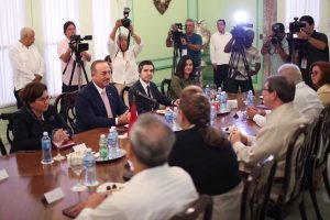 Dışişleri Bakanı &Ccedil;avuşoğlu K&uuml;balı mevkidaşı ile g&ouml;r&uuml;şt&uuml;