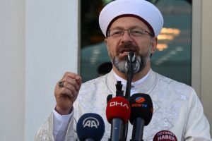 Diyanet İşleri Başkanı Erbaş: Aile m&uuml;essesesi ayakta olursa, toplum ayakta olur