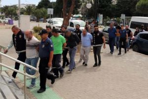 &Ccedil;eşme'deki fuhuş operasyonunda 6 tutuklama