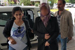FET&Ouml;'den aranan kadın &ouml;ğretmen yakalandı
