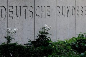 Bundesbank'tan 'b&uuml;y&uuml;me' uyarısı