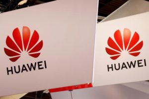 ABD, Huawei`ye uyguladığı ticari kısıtlamaları ge&ccedil;ici olarak hafifletti