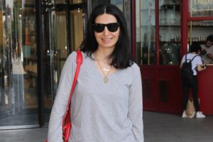 Milan ve Ares i&ccedil;in alışverişte