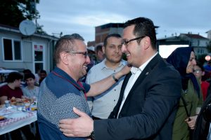 Bursa Mustafakemalpaşa Orta Mahalle'de iftar bereketi