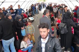 3 bin Suriyeli, bayram i&ccedil;in &uuml;lkesine gitti