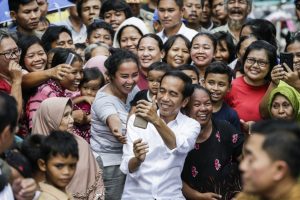 Endonezya'da Widodo yeniden başkan