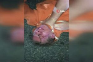 Amerikan polisinden &ouml;l&uuml;m&uuml;ne dayak