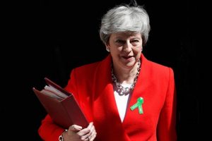 May'den yeni Brexit a&ccedil;ıklaması: Son bir şans