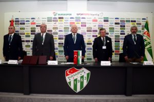 Bursaspor'da Divan Başkanlık Kurulu'ndan başkan Ay'a se&ccedil;im &ccedil;ağrısı