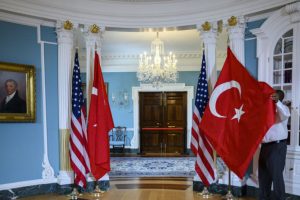 Bazı ABD &uuml;r&uuml;nlerinin ithalatında uygulanan ek vergilerde indirim