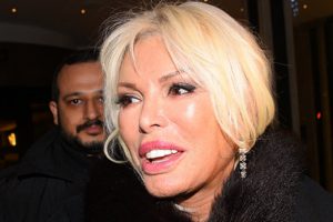 Sinan Ak&ccedil;ıl'dan Ajda Pekkan'a 'Canın Sağolsun'