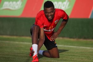 Kayserispor'dan Mensah i&ccedil;in resmi teklif