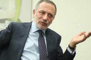 Fatih Altaylı: AK Parti hatalarını s&uuml;rd&uuml;rmeye devam ediyor