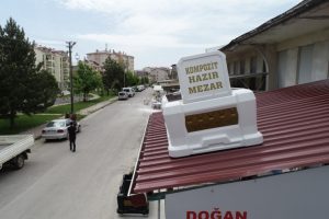 Bu d&uuml;kkan tabelası g&ouml;renleri şaşkına &ccedil;eviriyor