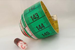 'Obez hastalar i&ccedil;in ilk tedavi şekli ameliyat değildir'