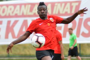 Kayserispor'a Asamoah Gyan'dan haciz şoku
