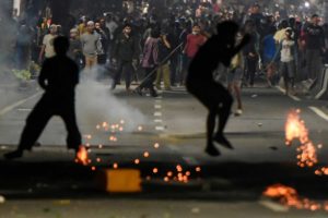 Endonezya'da 'se&ccedil;im sonu&ccedil;ları' protestolarında 6 kişi &ouml;ld&uuml;