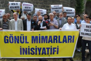 Diyarbakır'a gidecek olan Davutoğlu'na tepki: Erdoğan'ı incitmek insafsızlıktır