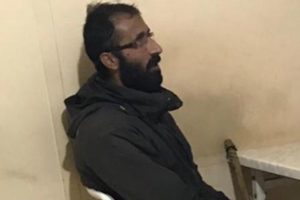 Ter&ouml;ristin yakalandıktan sonra &ccedil;ekilen ilk fotoğrafı ortaya &ccedil;ıktı