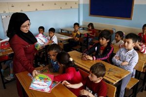 "650 bine yakın Suriyeli &ccedil;ocuk T&uuml;rk okullarında okuyor"