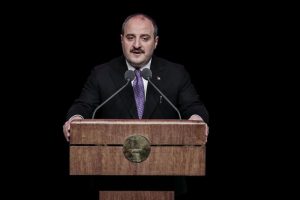 Varank: KOBİ'lerimizi İslam bilim tarihi i&ccedil;in &uuml;retmeye teşvik ediyoruz