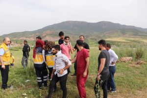 Yolcu minib&uuml;s&uuml; takla attı: 9 yaralı