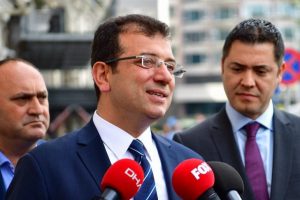 Ekrem İmamoğlu'ndan AA muhabiri i&ccedil;in başsağlığı mesajı