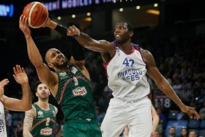 Anadolu Efes Banvit deplasmanında