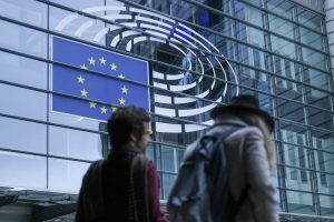 Hollanda'da Sosyal Demokratlar &ouml;nde gidiyor