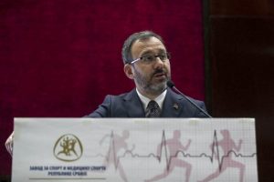 Bakan Kasapoğlu sporun birleştirici etkisine dikkat &ccedil;ekti