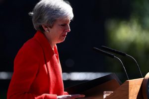 Theresa May'in istifa kararına tepkiler