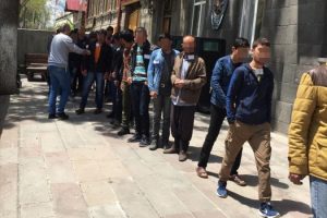 Kars'ta 49 d&uuml;zensiz g&ouml;&ccedil;men yakalandı