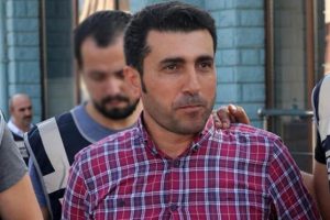 FET&Ouml;'den yargılanan eski savcı Osman Şanal'a hapis