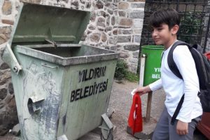 Bursalı öğrenciden 'milli' mücadele