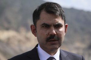 Bakan Kurum Yusufeli Barajı'nda incelemede bulundu
