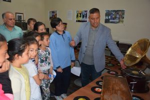 "Canlanan Sesler" ziyaret&ccedil;ilerin ilgi odağı oldu